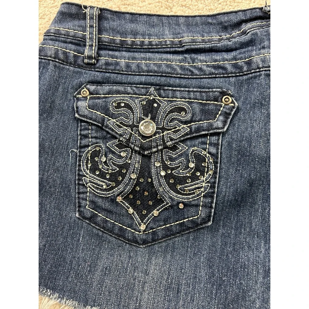 Earl Jeans experience casual